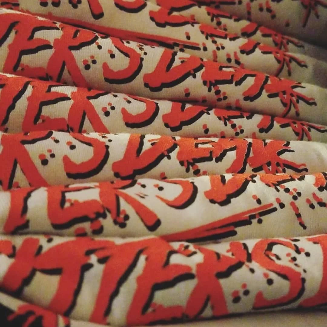 DON'T TELL MOM tee - Image 8